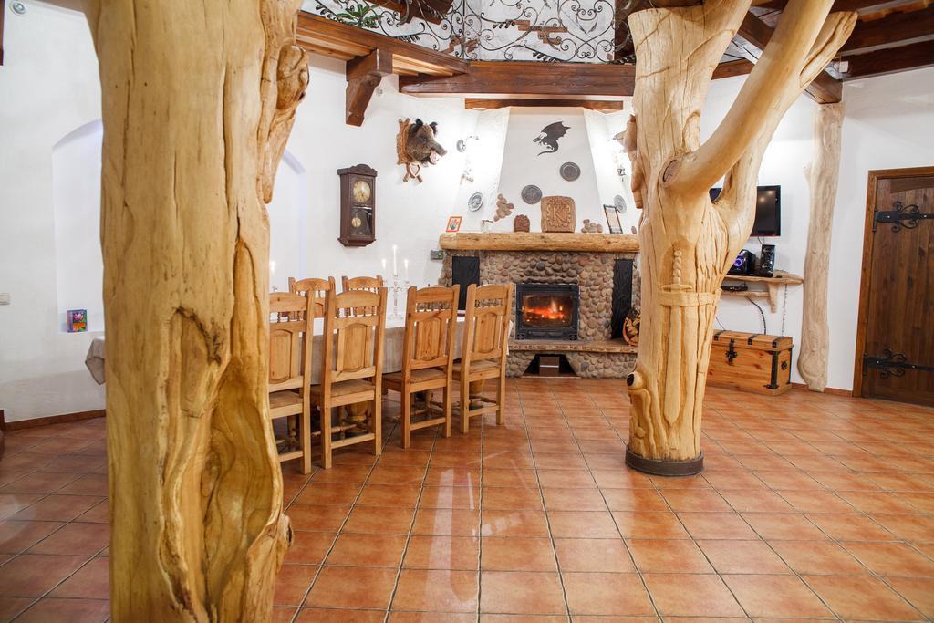 Karalinski Falvarok Tyzengauza Hotel Korolino  Cameră foto